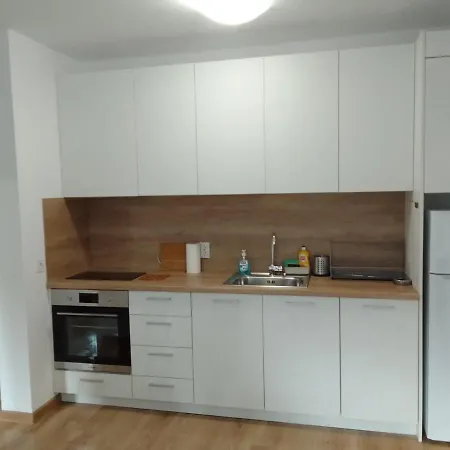 Apartment комплекс падалото 